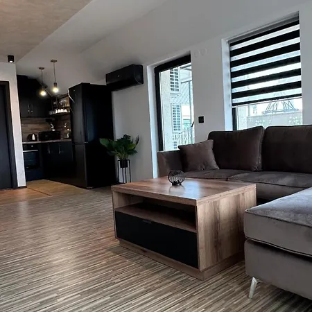 Vip With Sea View Apartmán *